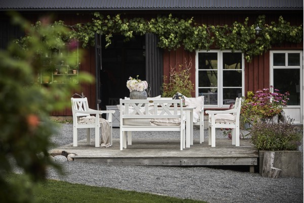 Soffa Läckö 2-sits vit Hillerstorp