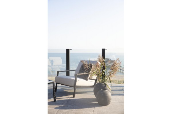 Lyra fåtölj svart/sand Brafab