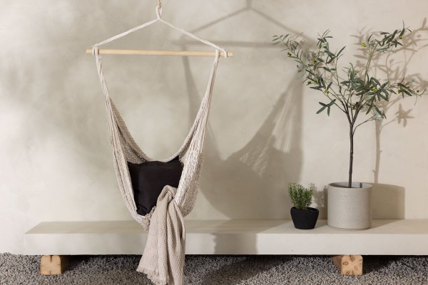 Kalino hängstol off-white Venture Home