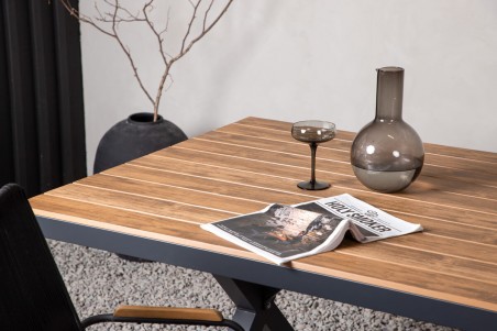 Garcia matbord 200x100 cm svart/natur Venture Home