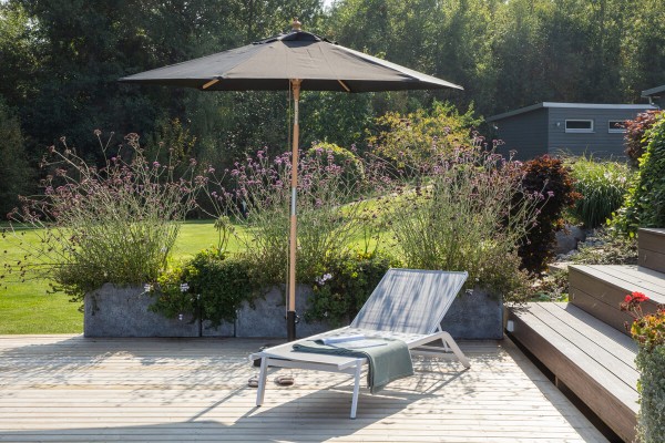 Corypho parasoll Ø250 cm svart Venture Home