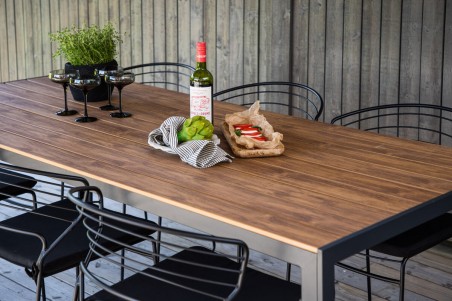 Break matbord 205x90x74 cm natur/svart Venture Home