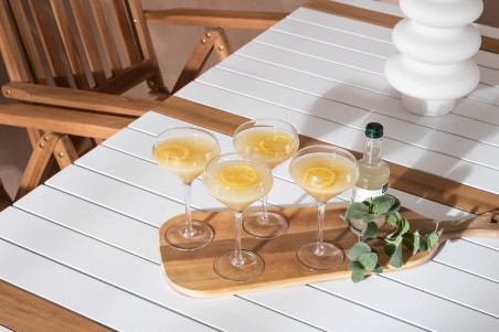 Togo & Kenya matgrupp 1 bord + 4 stolar vit/natur Venture Home