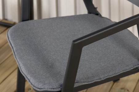 Slit matstol svart Venture Home