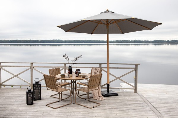 Nypo parasoll 330x330x258 cm grå Venture Home