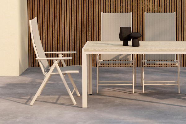 Mirko & Levanzo matgrupp 1 bord + 4 stolar beige Venture Home