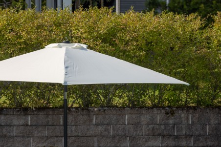 Leeds parasoll Ø300 cm vit Venture Home