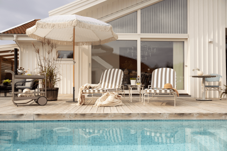 Arts sidobord soft white Brafab