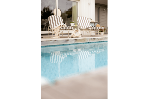 Arts vilsäng soft white/beige stripes Brafab