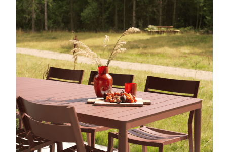 Bigby matbord 195x90 H73 cm zin red Brafab