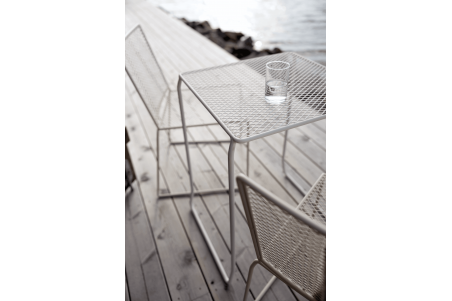 Haru cafébord pearl white Brafab